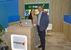 Argesa son exportadores de arándanos, cítricos, manzanas y peras de Argentina, con Tanja Gruber en Alemania y el Ing. César E. Madeo en Argentina.